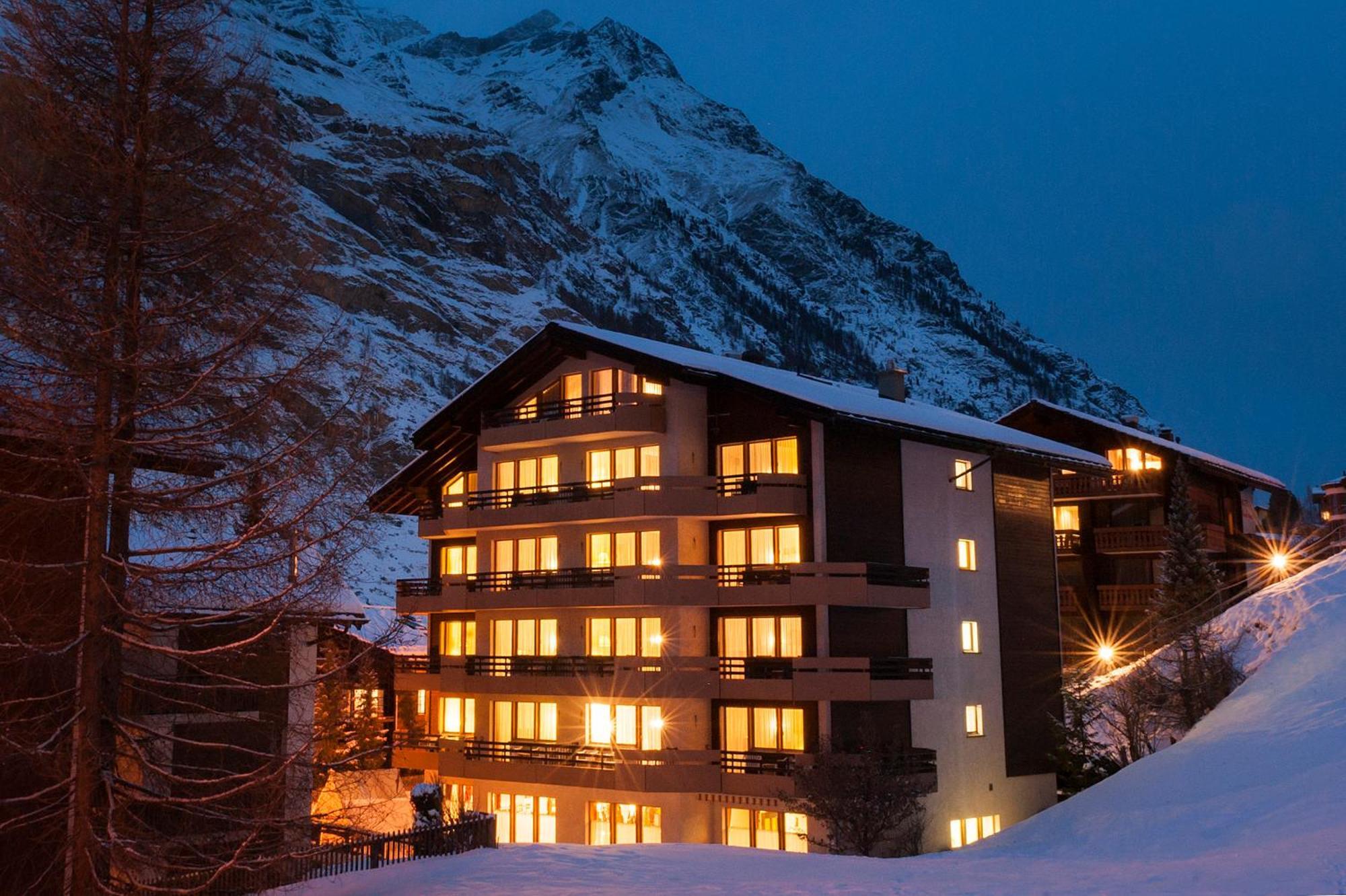 Basecamp Hotel Цермат Екстериор снимка